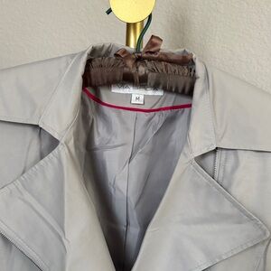 Via Spiga Women's Light Gray Trench Coat - M